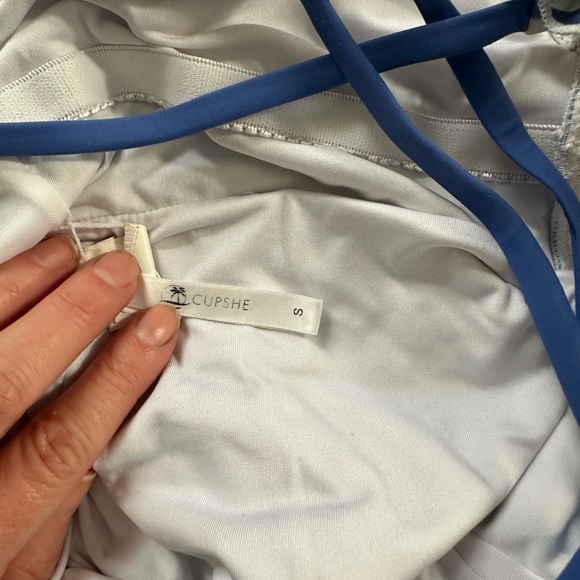 Cupshe blue and white striped one piece size small - Picture 3 of 5